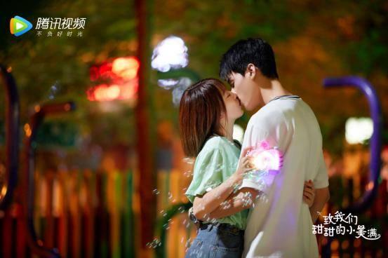 在农村,俗语“男不三,怕属鸡;女不四,怕属羊”,有道理吗?